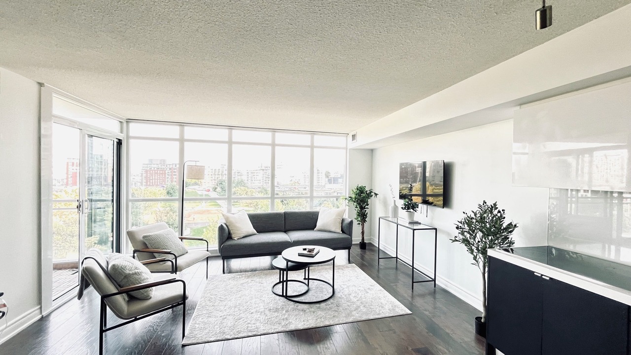 Photo of Livingroom in Wellington Place