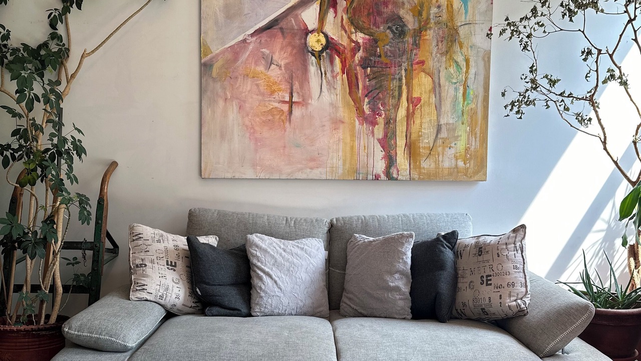 Photo of Livingroom in Leslieville