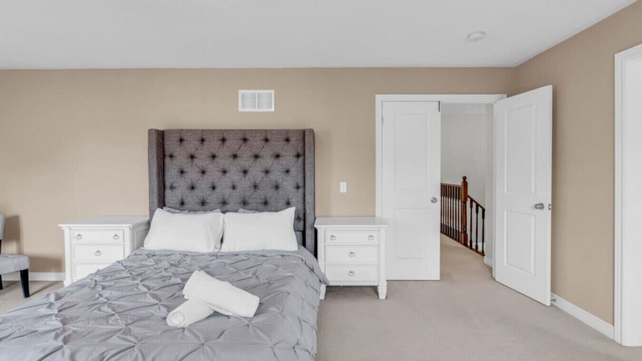 Photo of Bedroom in Thorold