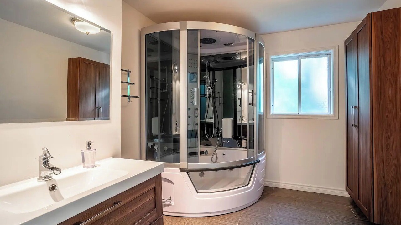 Photo of Bathroom in Sainte-Marcelline-de-Kildare