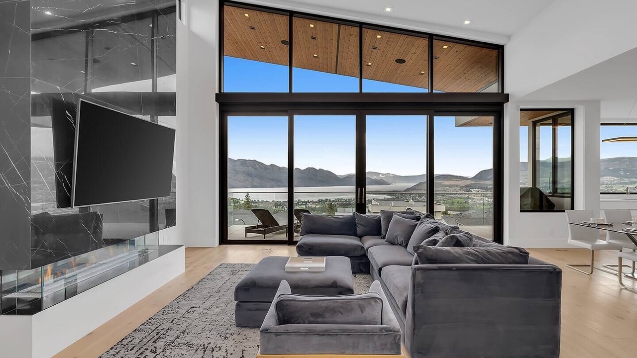 Photo of Livingroom in Central Okanagan