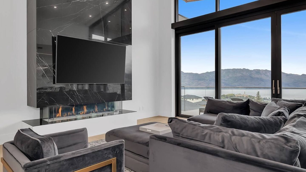 Photo of Livingroom in Central Okanagan