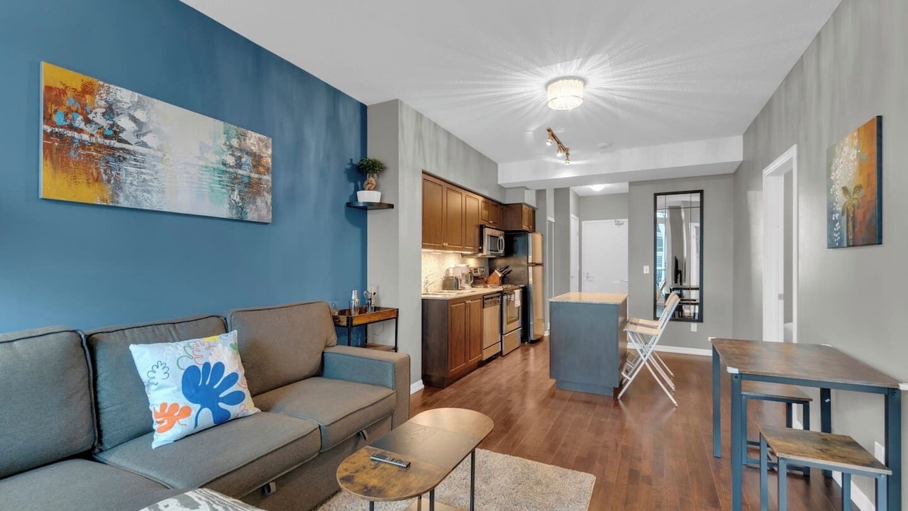 Photo of Livingroom in Fort York