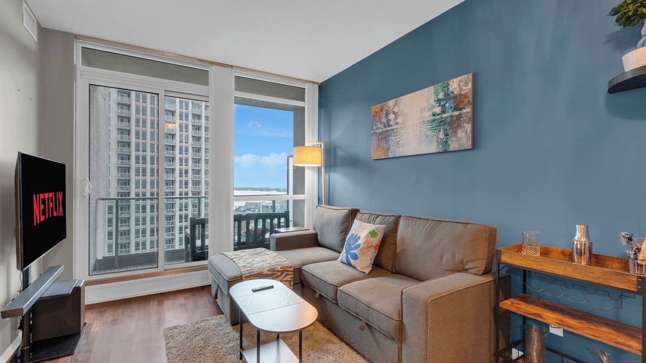 Photo of Livingroom in Fort York