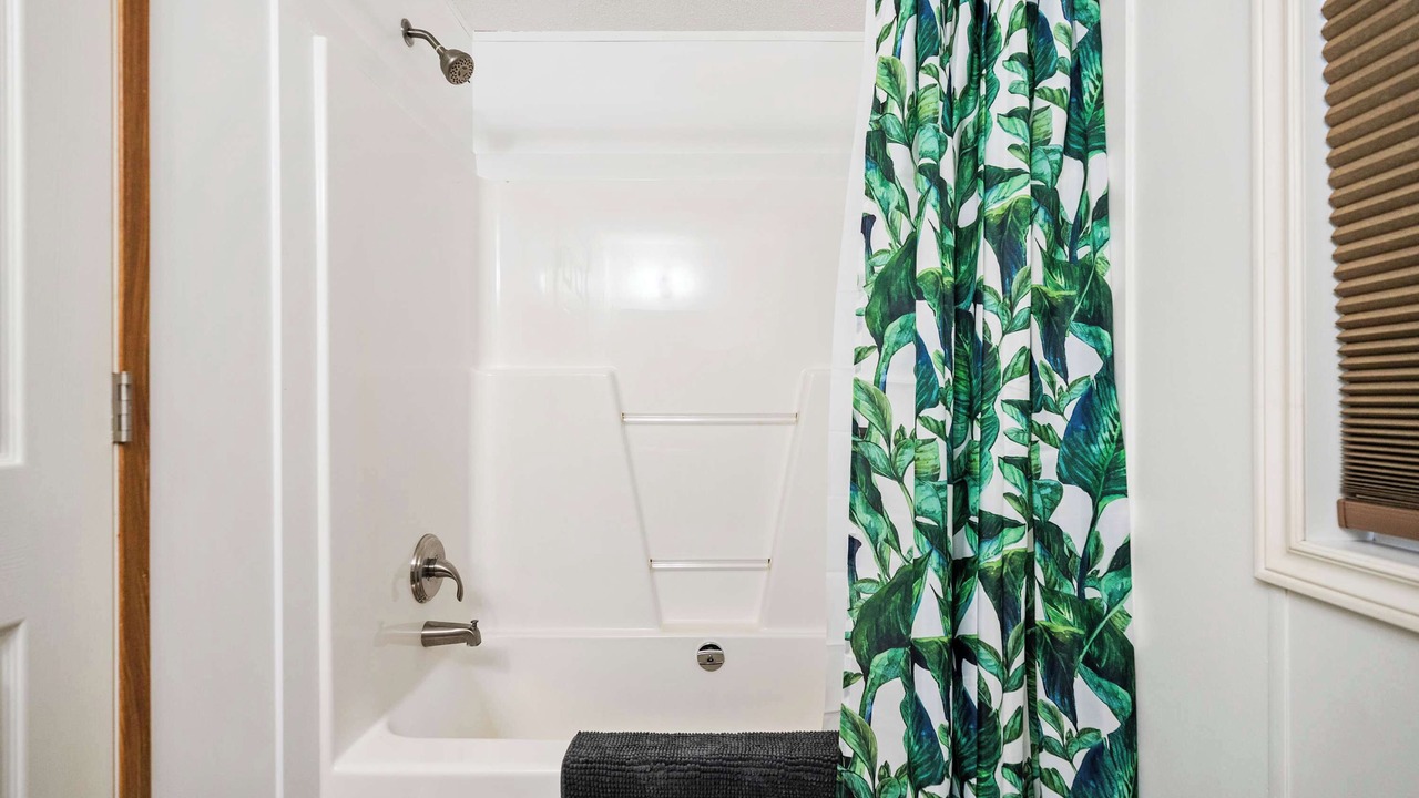 Photo of Bathroom in Sylvan Lake
