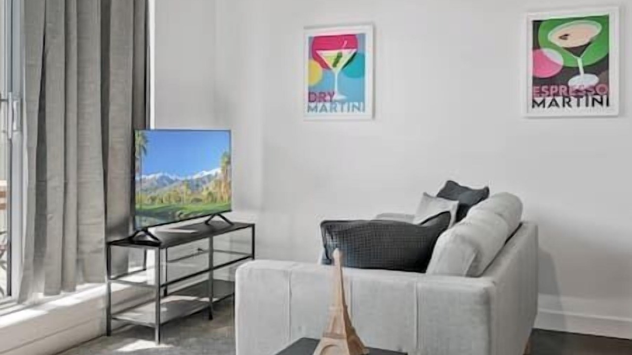 Photo of Livingroom in Connaught