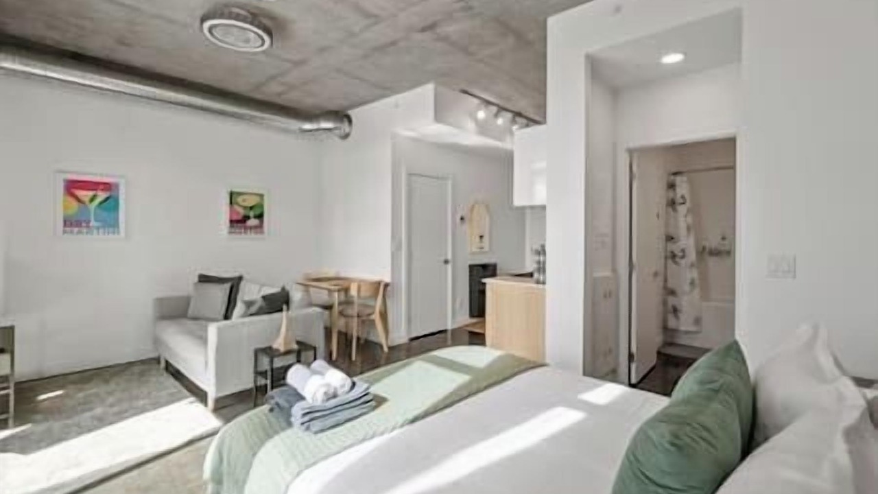 Photo of Bedroom in Connaught