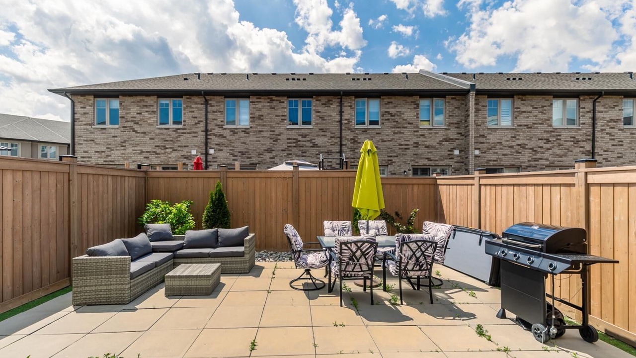 Photo of Outdoor in Stoney Creek