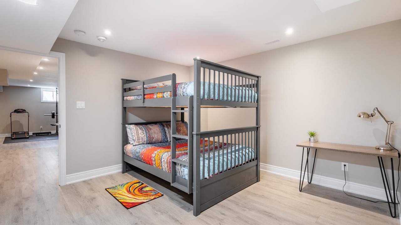 Photo of Bedroom in Stoney Creek