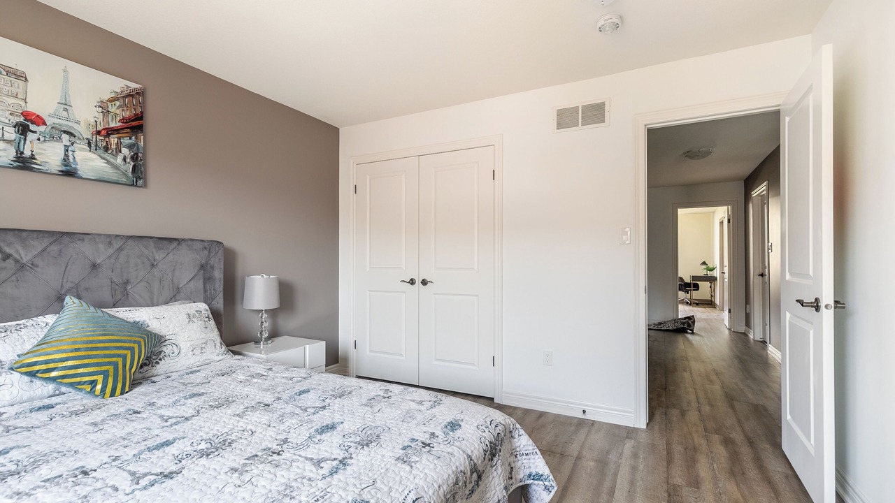Photo of Bedroom in Stoney Creek
