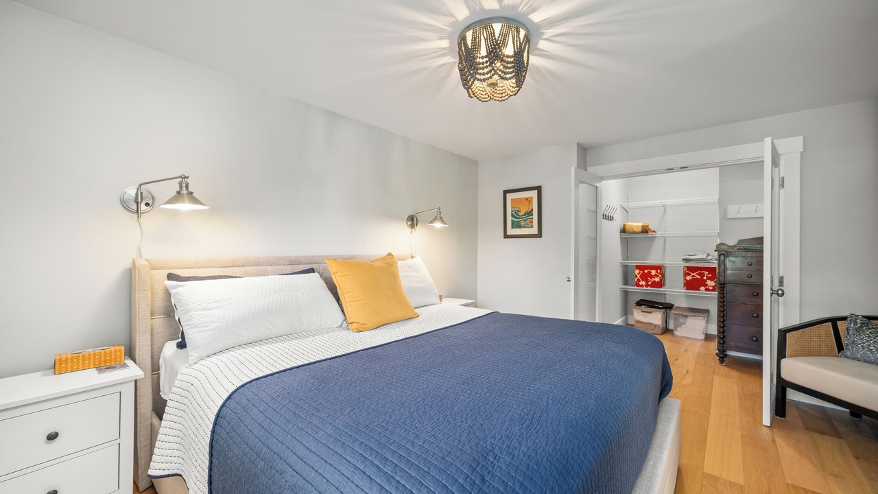 Photo of Bedroom in Saanich East
