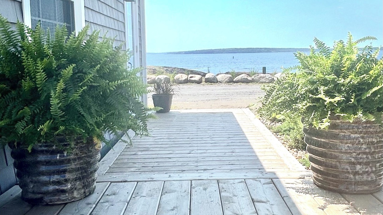 Photo of Patio Balcony in Blue Rocks