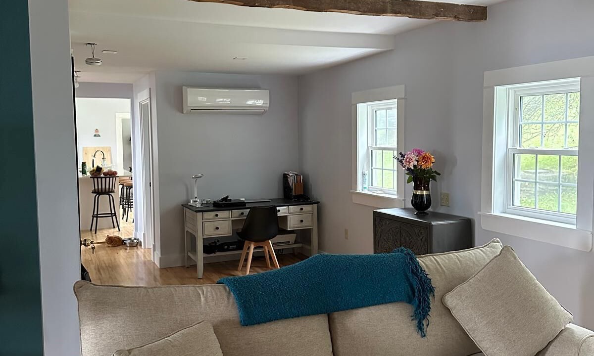 Photo of Livingroom in Sandy Cove