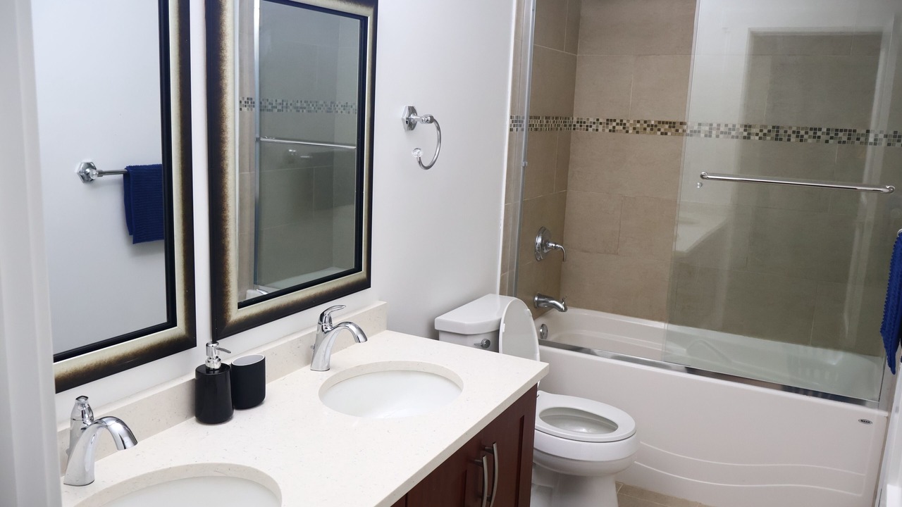 Photo of Bathroom in North Vancouver