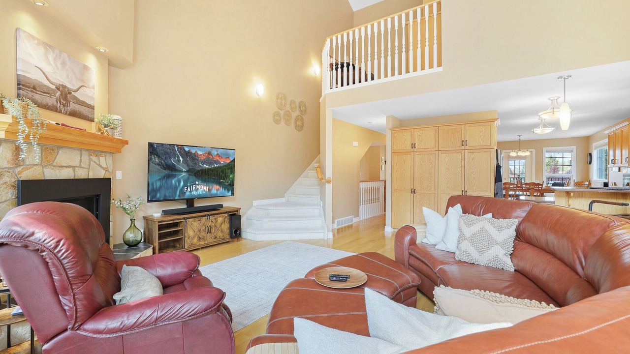 Photo of Livingroom in East Kootenay