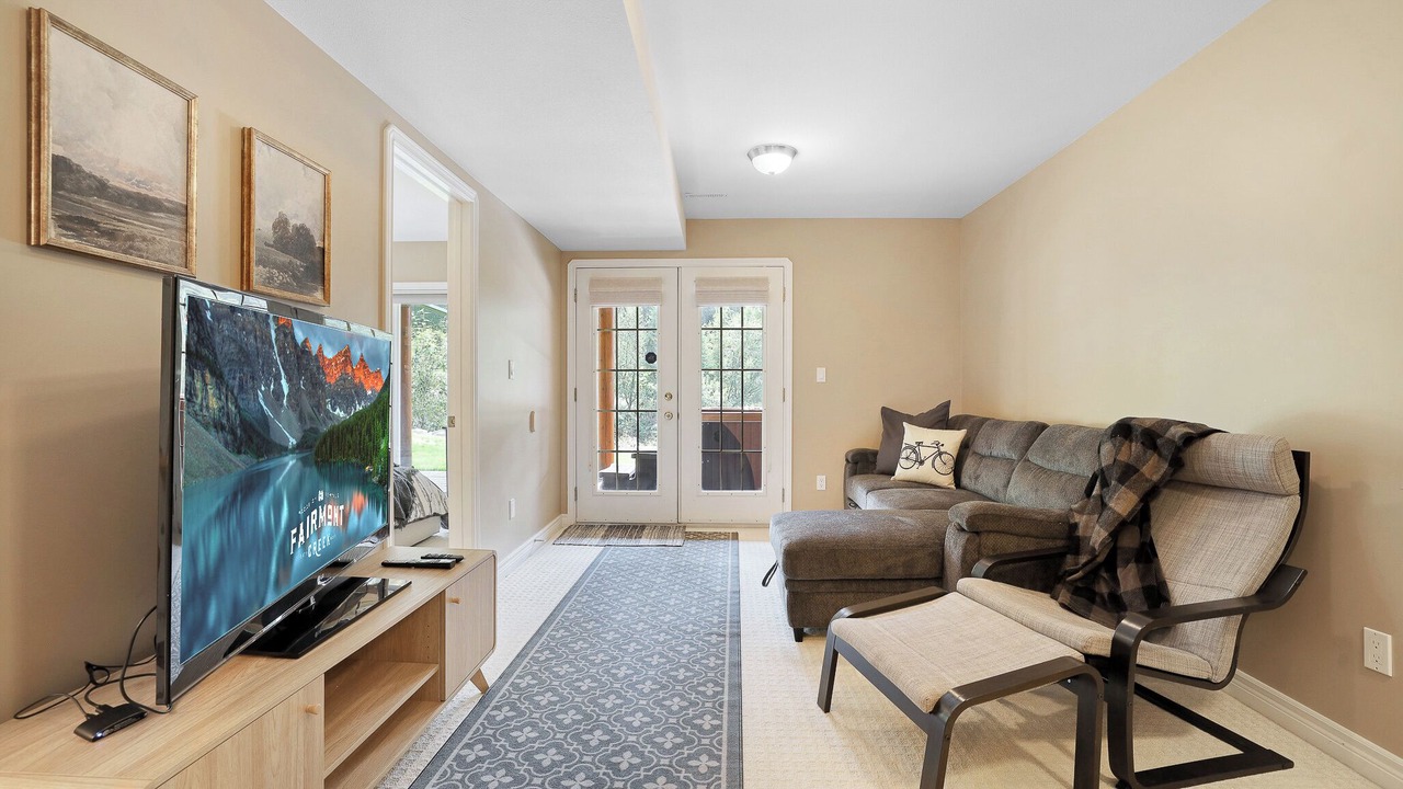 Photo of Livingroom in East Kootenay
