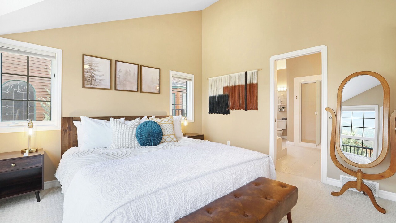 Photo of Bedroom in East Kootenay