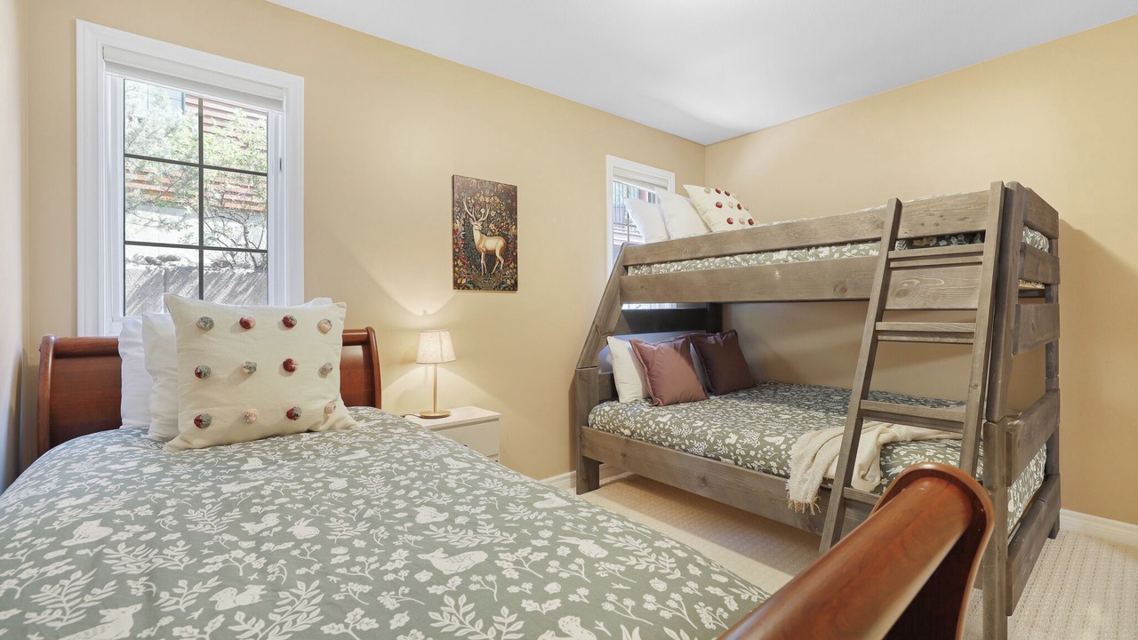 Photo of Bedroom in East Kootenay