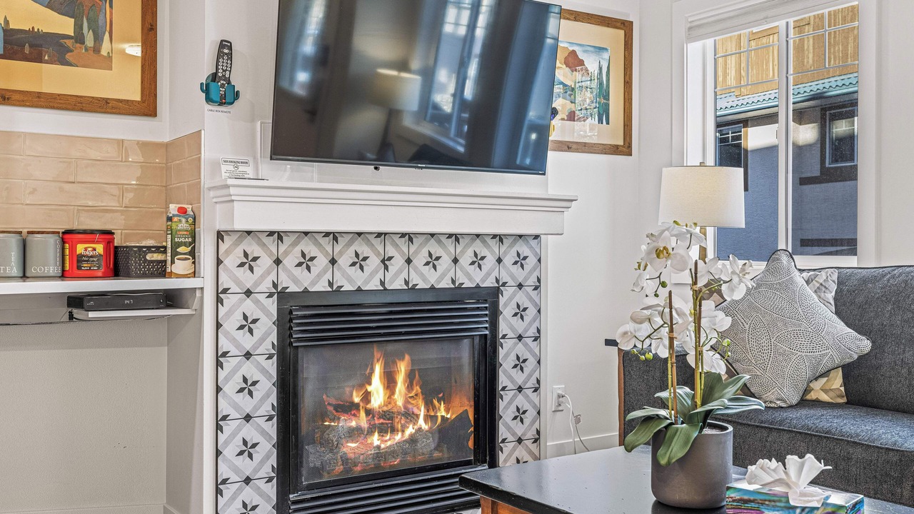 Photo of Livingroom in Harvie Heights
