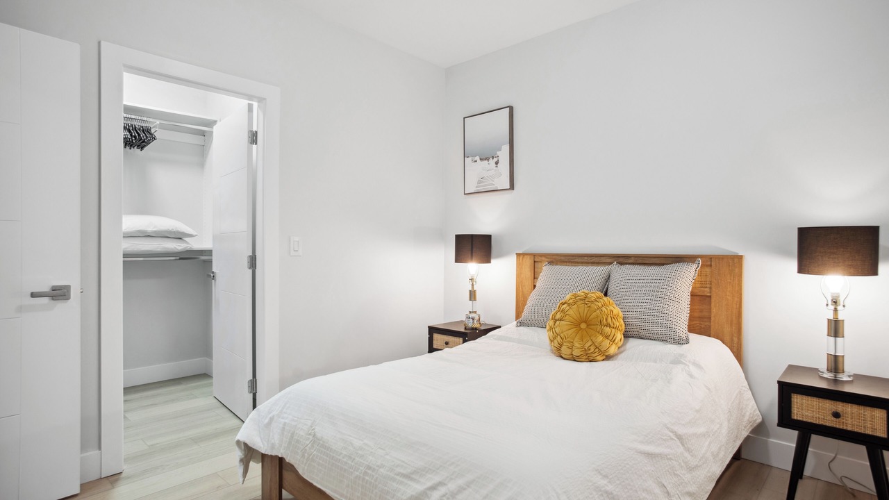 Photo of Bedroom in Central Lonsdale