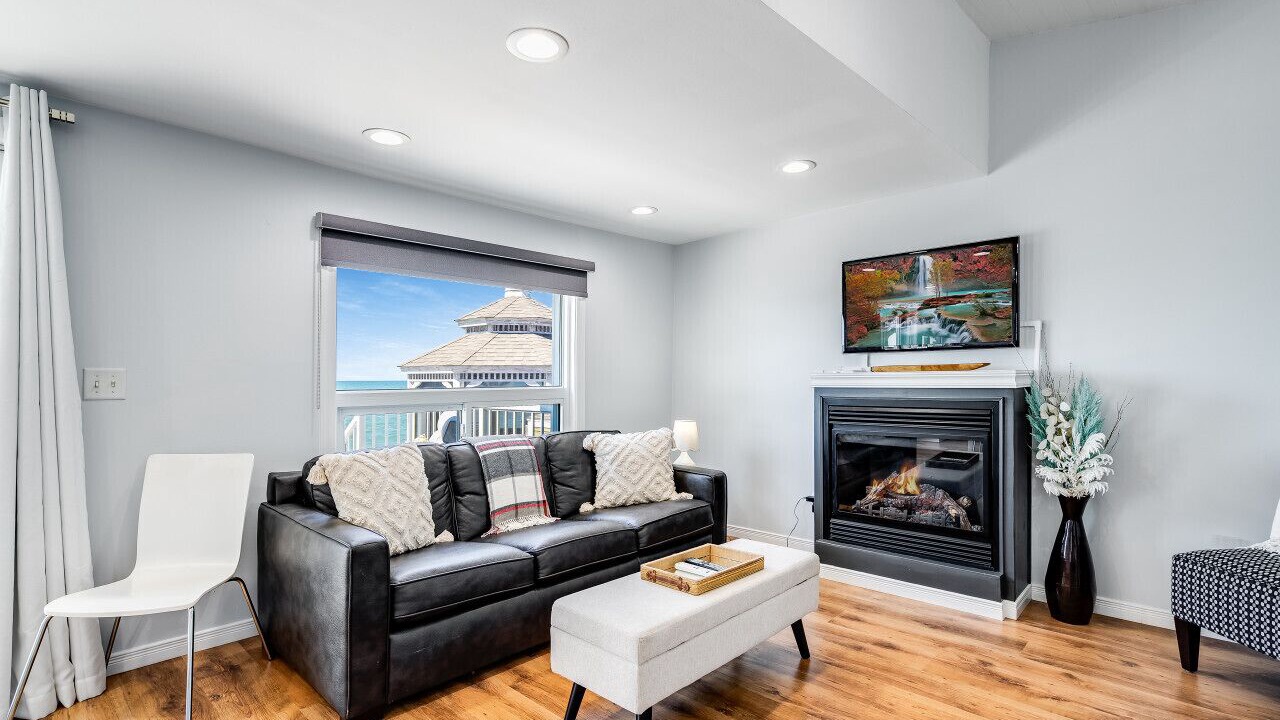 Photo of Livingroom in Leamington