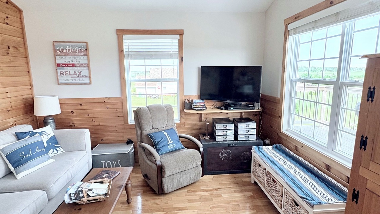Photo of Livingroom in Clinton