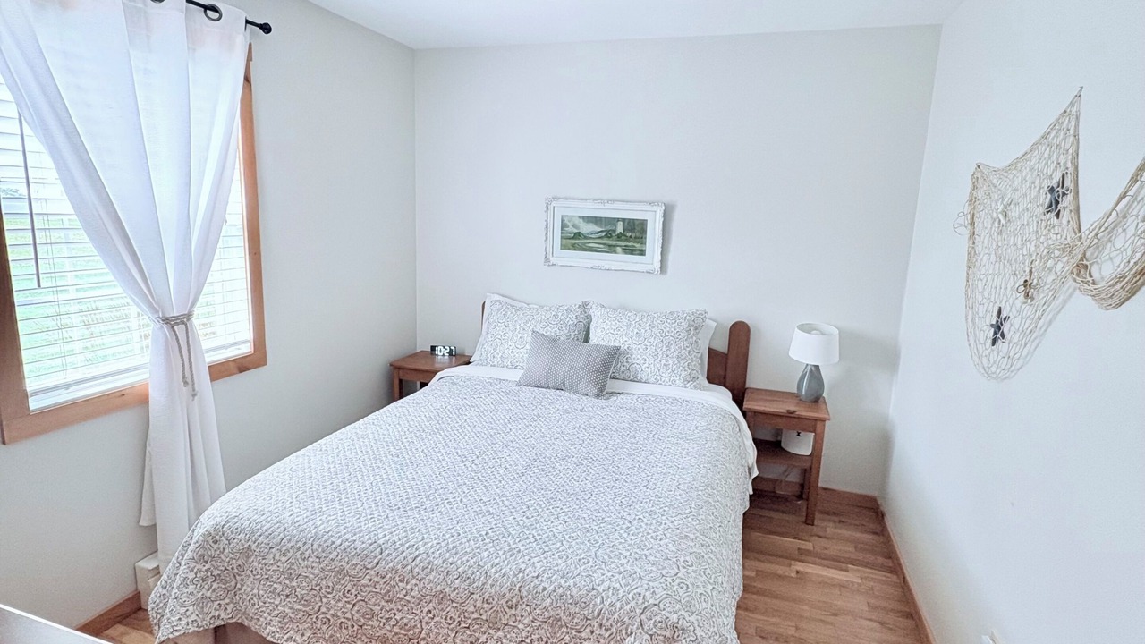 Photo of Bedroom in Clinton