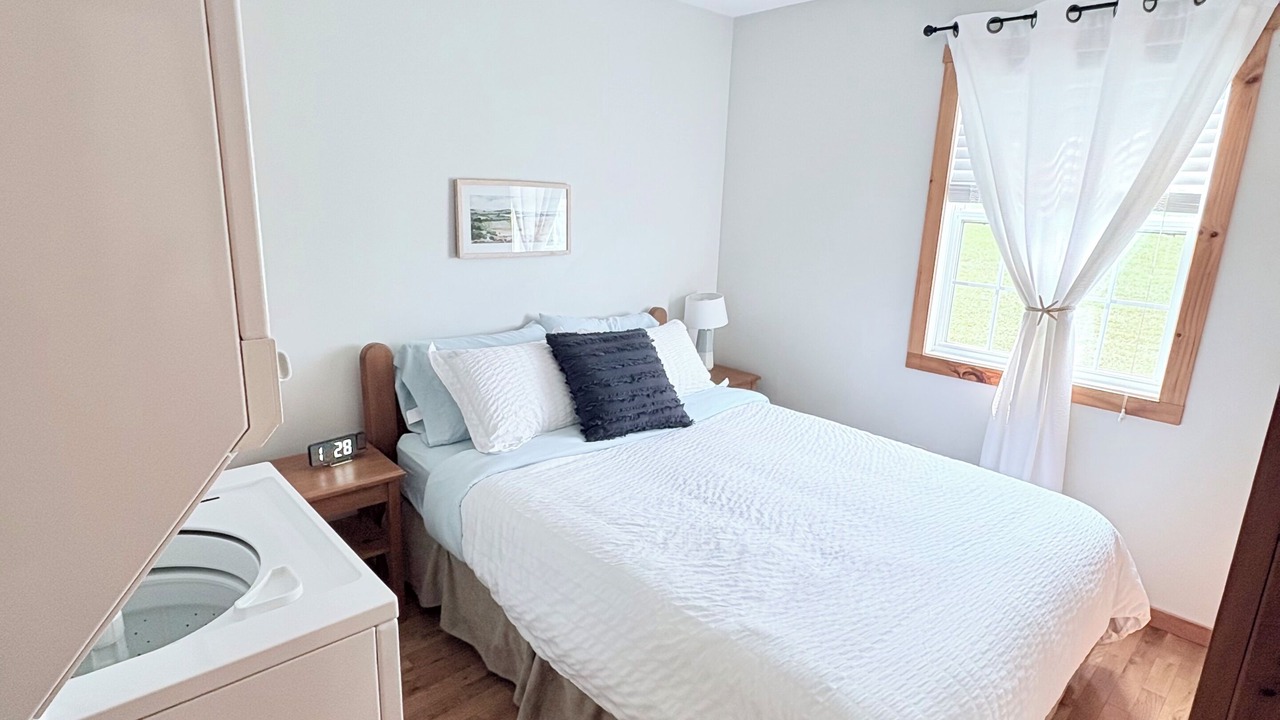 Photo of Bedroom in Clinton