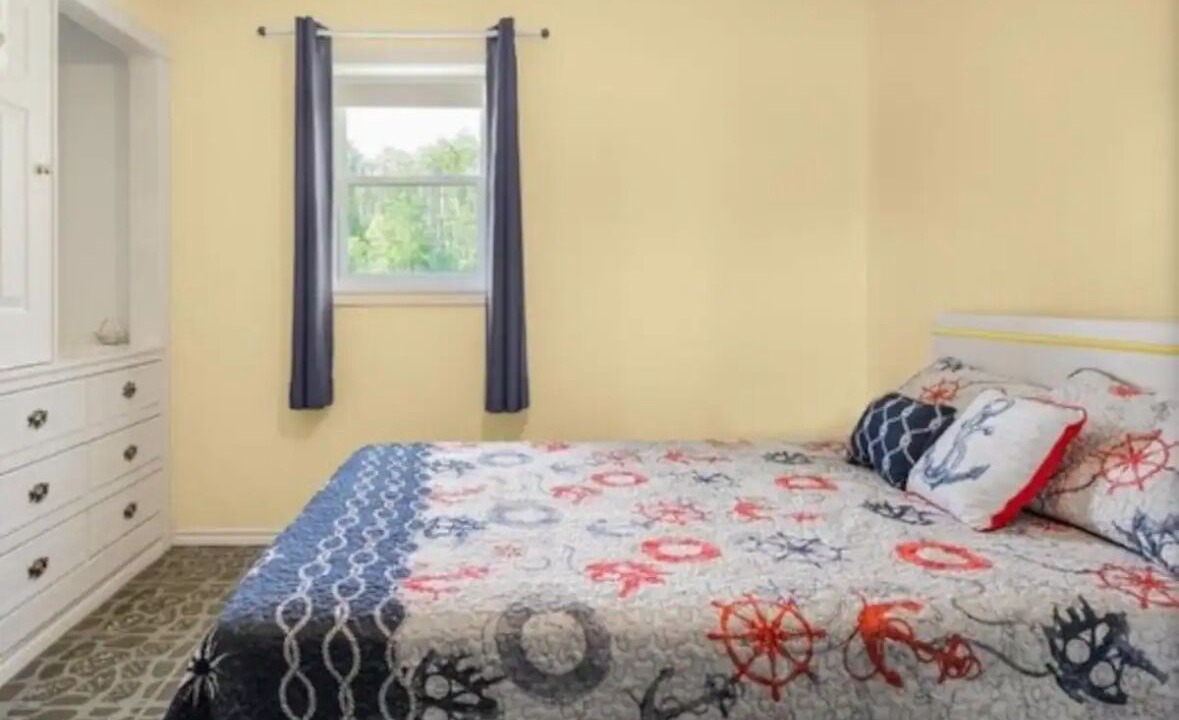 Photo of Bedroom in Naufrage