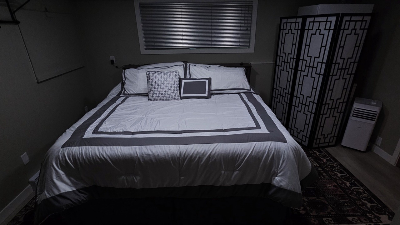 Photo of Bedroom in South Pandosy