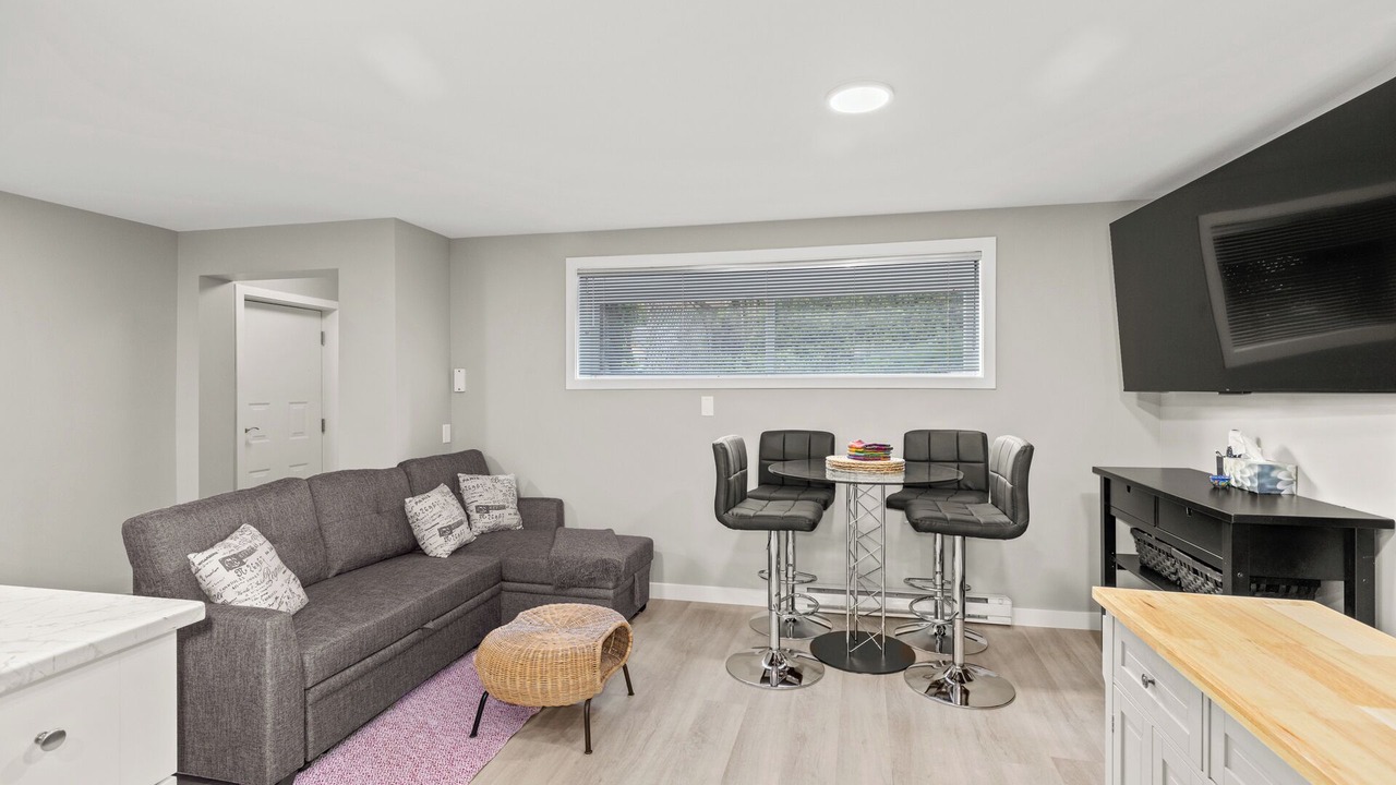 Photo of Livingroom in South Pandosy