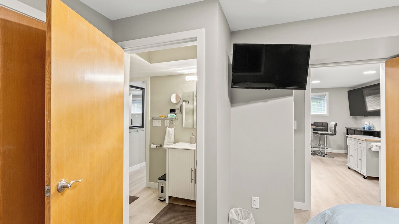 Photo of Bedroom in South Pandosy