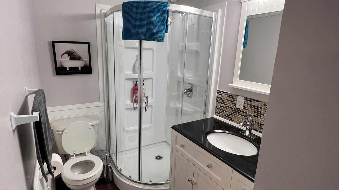 Photo of Bathroom in Quidi Vidi