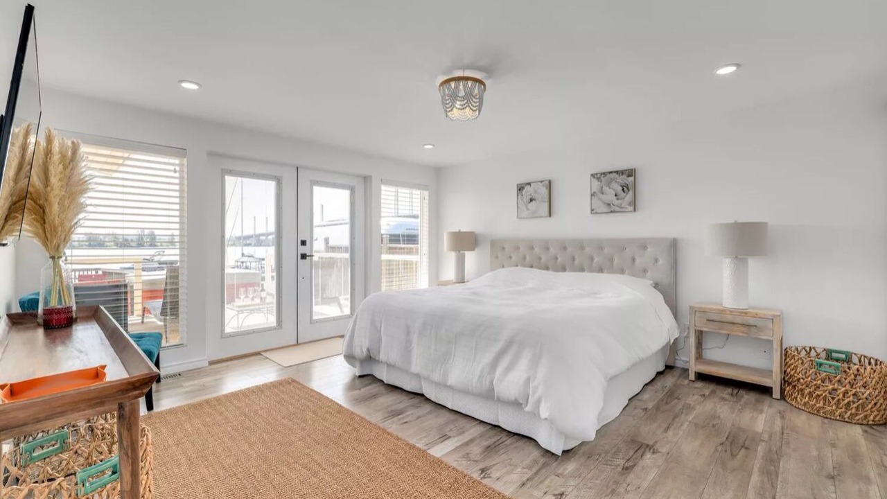 Photo of Bedroom in Maple Ridge