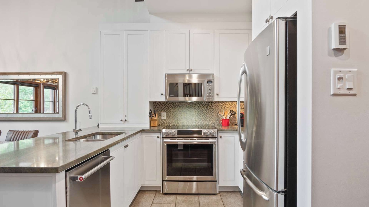 Photo of Kitchen in Versant Soleil