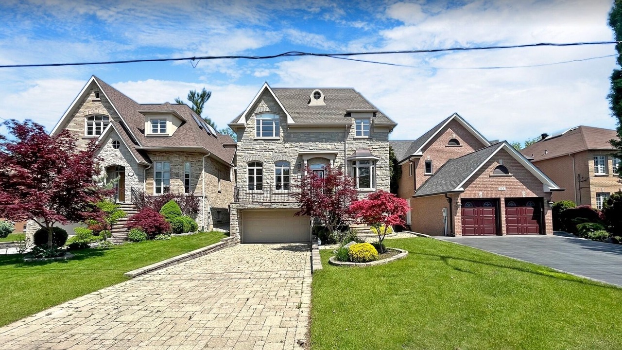 Photo of Outdoor in Richmond Hill