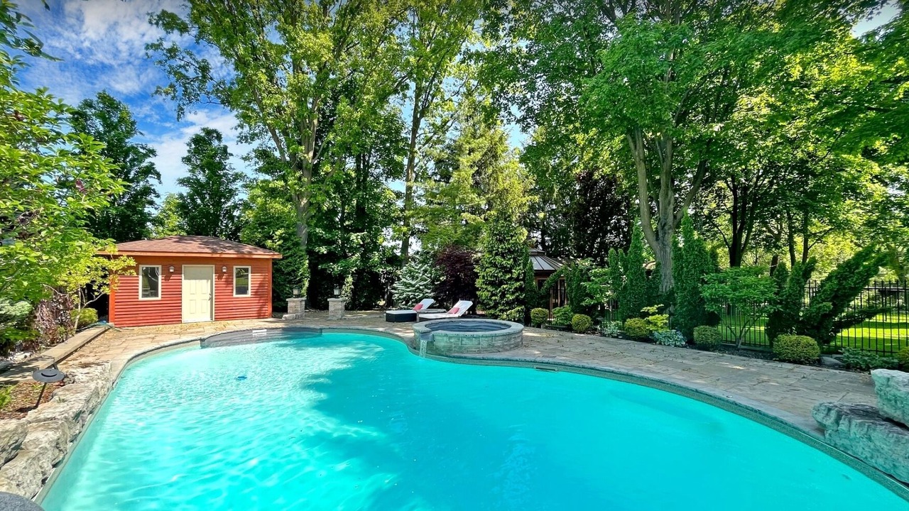 Photo of Outdoor in Richmond Hill