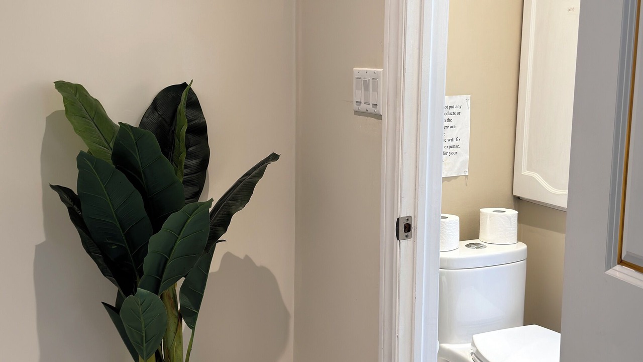 Photo of Bathroom in Niagara Falls