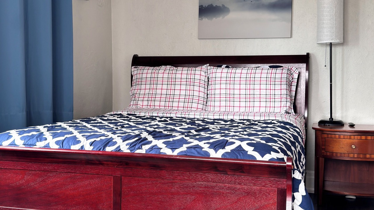 Photo of Bedroom in Niagara Falls