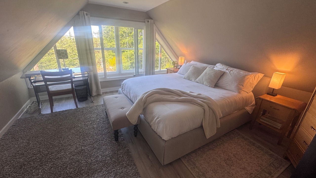 Photo of Bedroom in Metchosin