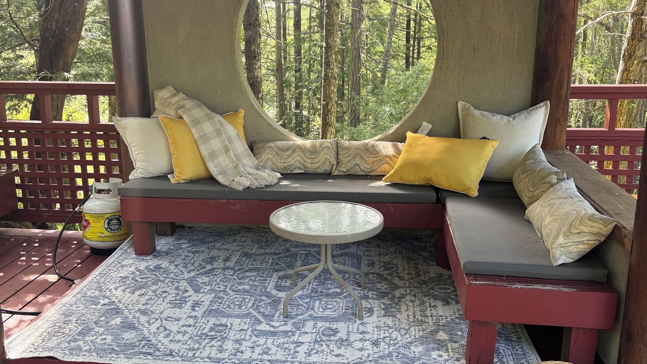 Photo of Patio Balcony in Metchosin