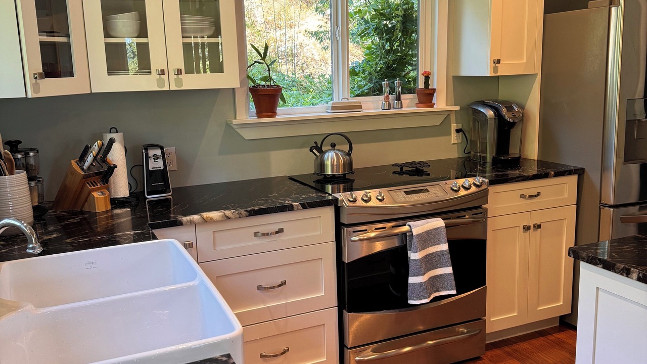 Photo of Kitchen in Metchosin