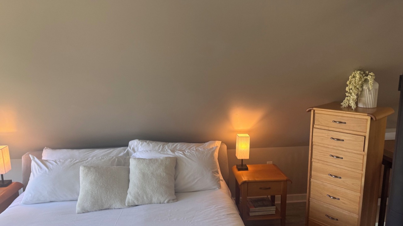 Photo of Bedroom in Metchosin