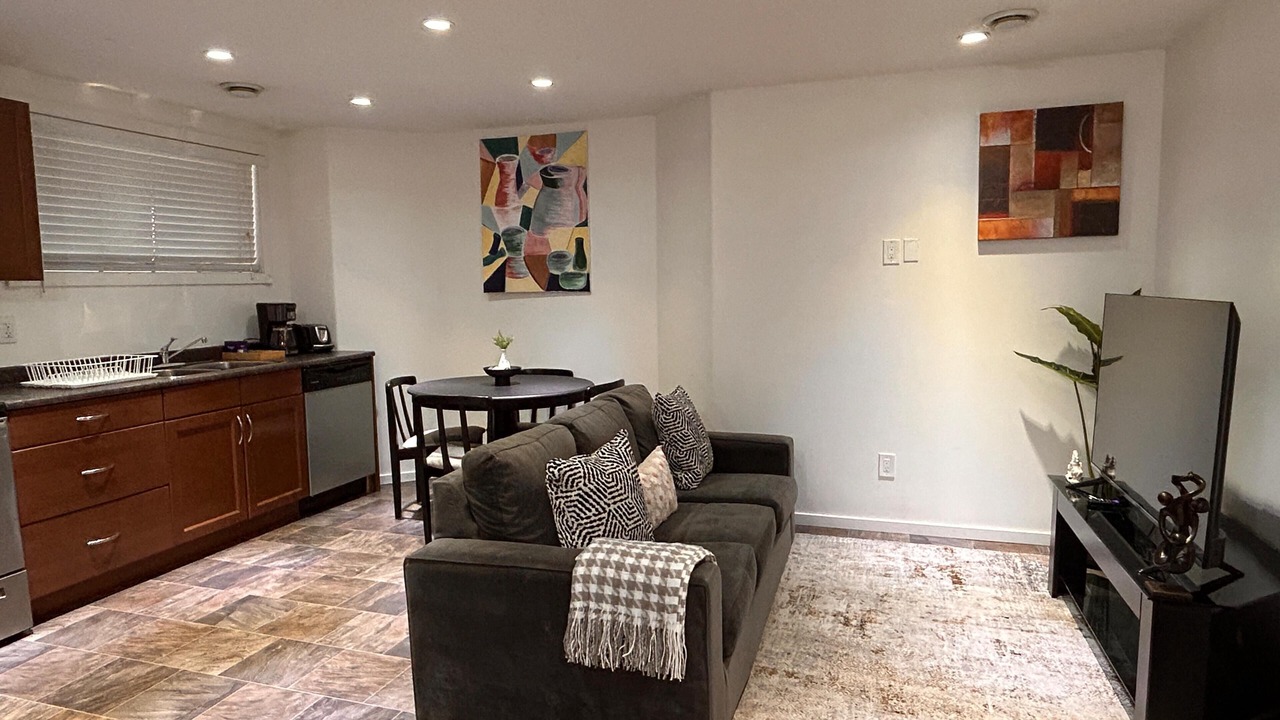 Photo of Livingroom in Regina