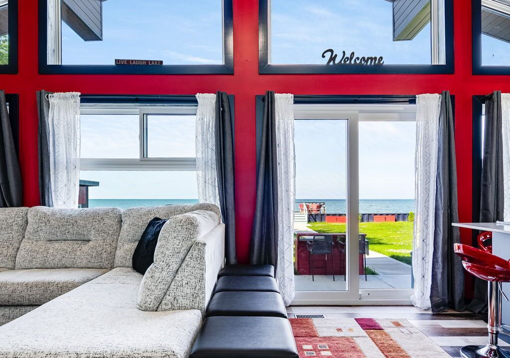Photo of Livingroom in Leamington