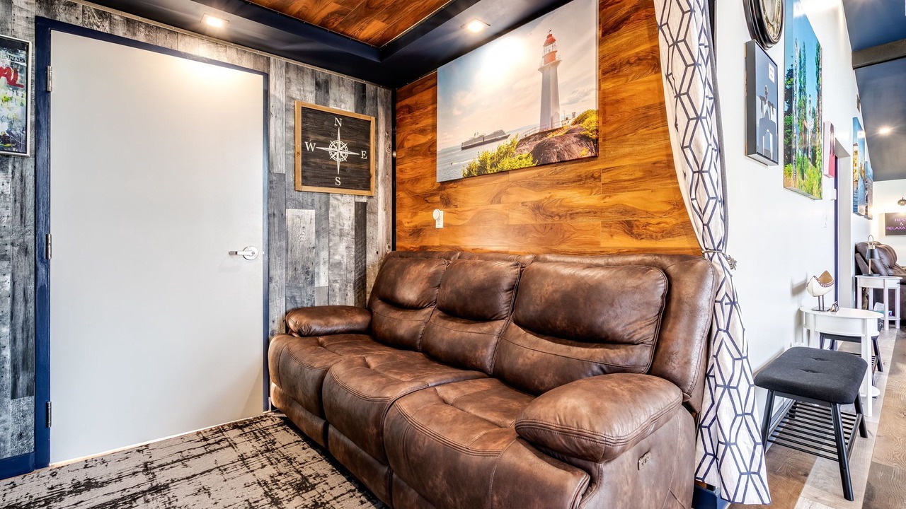 Photo of Livingroom in Leamington