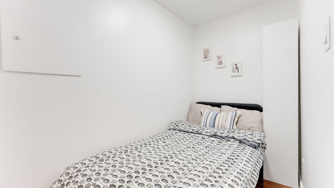Photo of Bedroom in Central