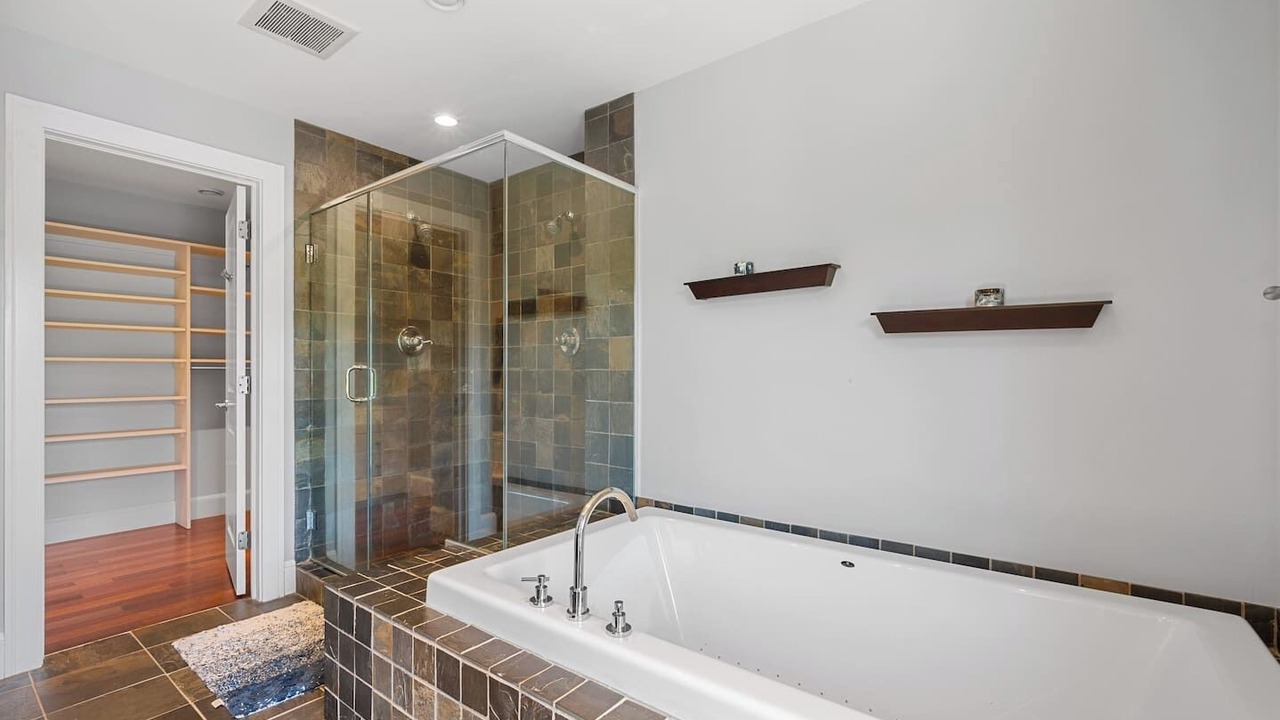 Photo of Bathroom in Hammonds Plains