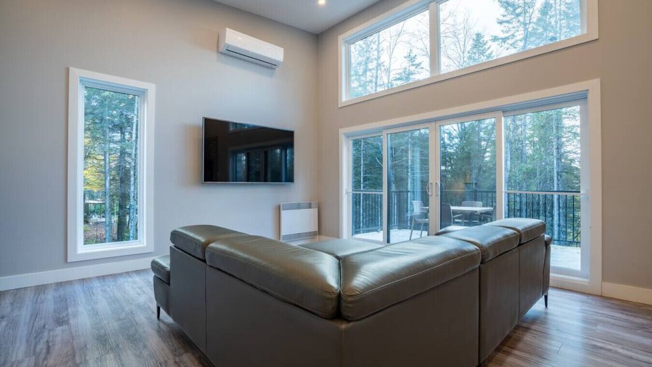 Photo of Livingroom in Saint-Jean-de-Matha