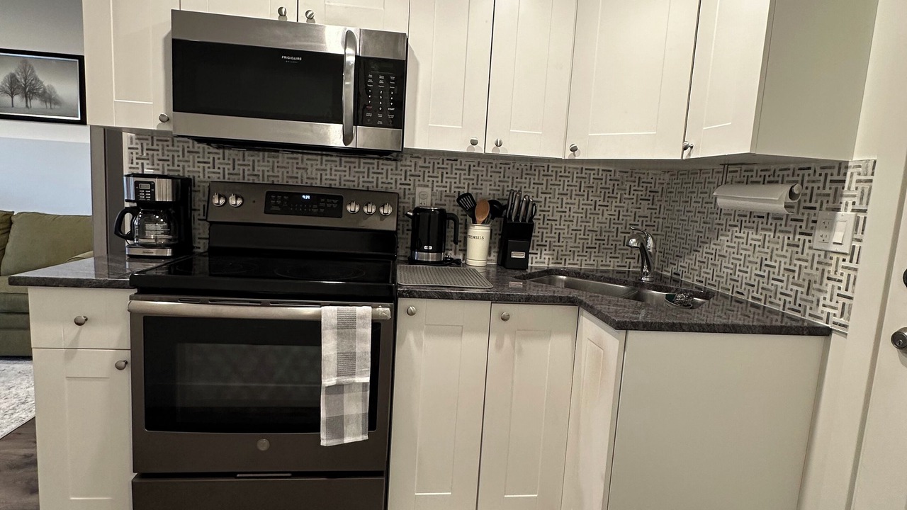 Photo of Kitchen in Southeast Edmonton